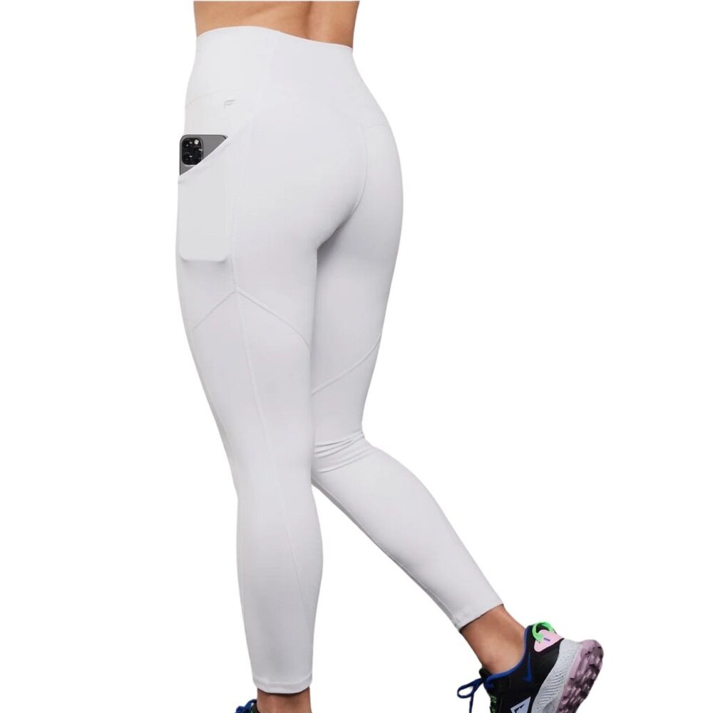 Fabletics NWT XL The Oasis 7/8 leggings in Soft Gray almost white